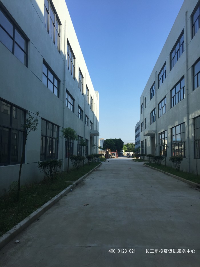 G2097金山枫泾镇王圩东路新建厂房出租  证件齐全 独门独院 0.55元起 多层厂房