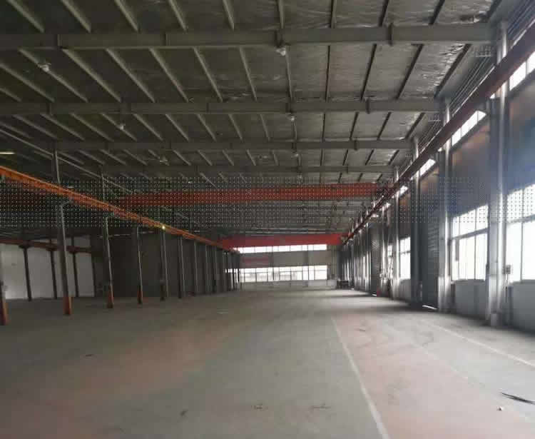 G2693 奉贤柘林镇工业区沪杭公路科工路独门独院13000平米全单层标准厂房 可分割出租 带行车