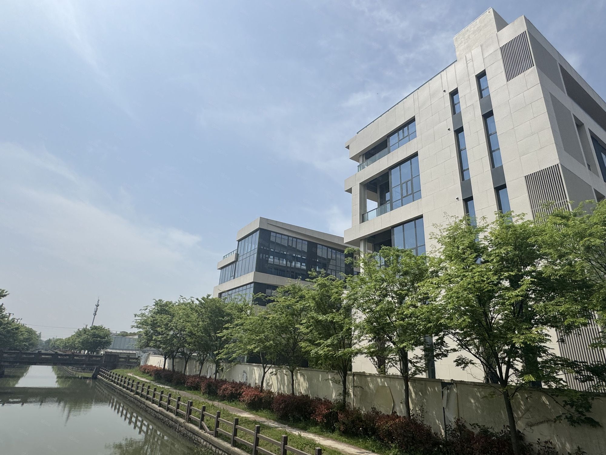 松江厂房出售实景图5