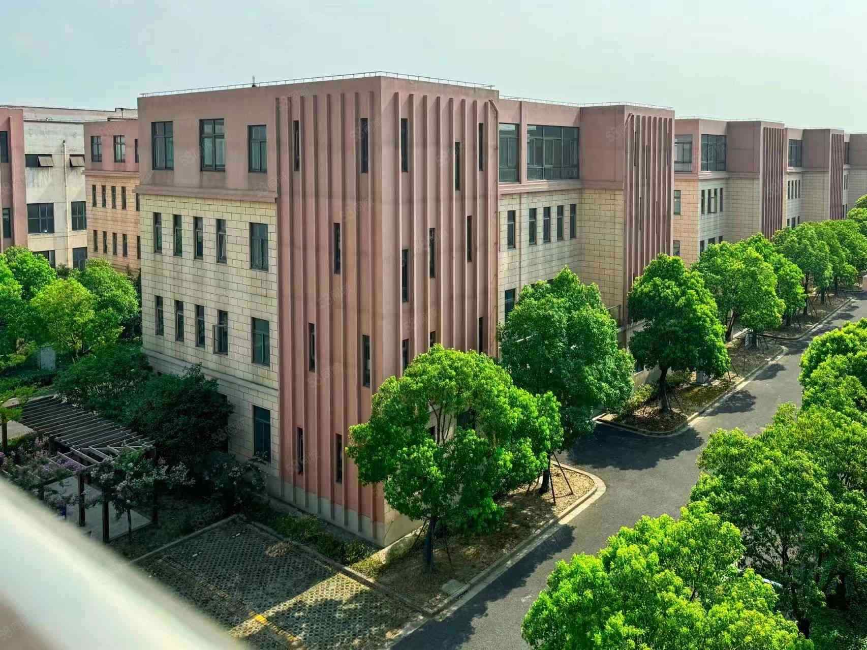 厂房实景