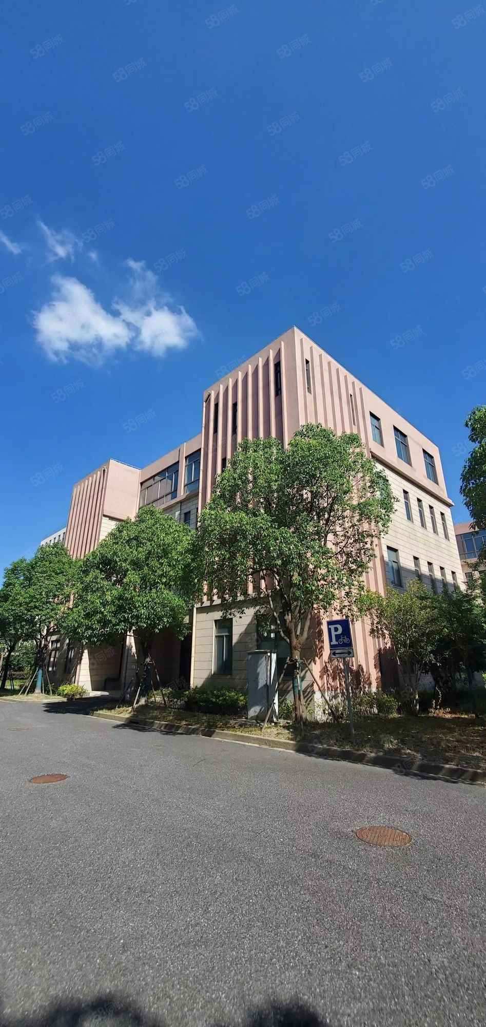厂房实景