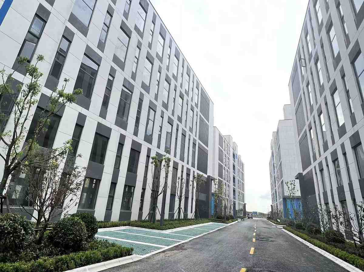 厂房实景