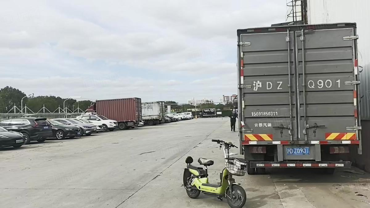 仓库出租 浦江三鲁公路7米挑高产业园 柱距少价格九毛 申嘉湖高速旁