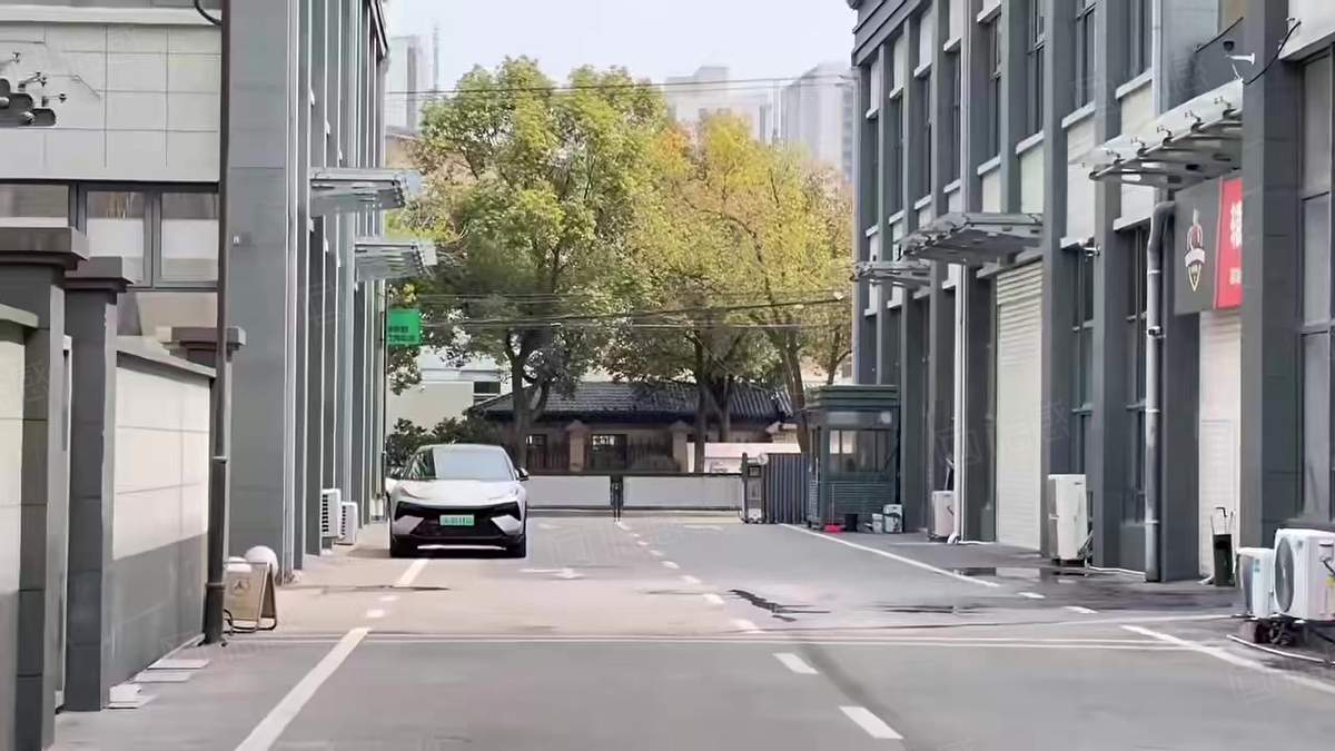 上海闵行——七宝友东路产业园招租 | 大小面积均可，业态不限，配套精装办公