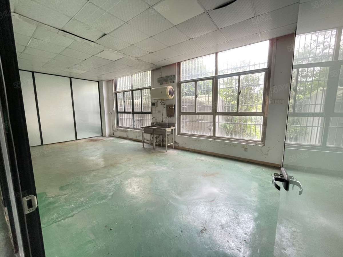 厂房实景