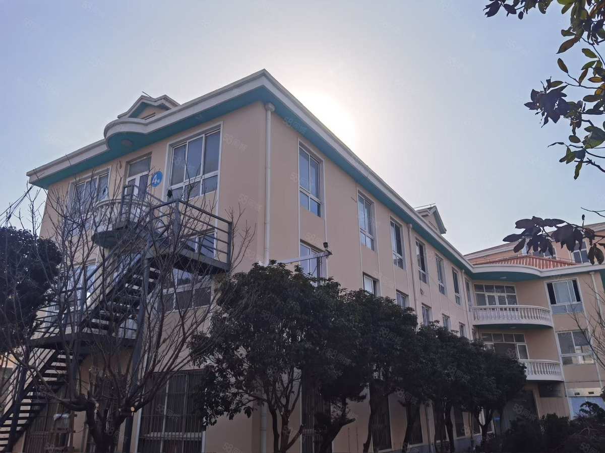 厂房实景