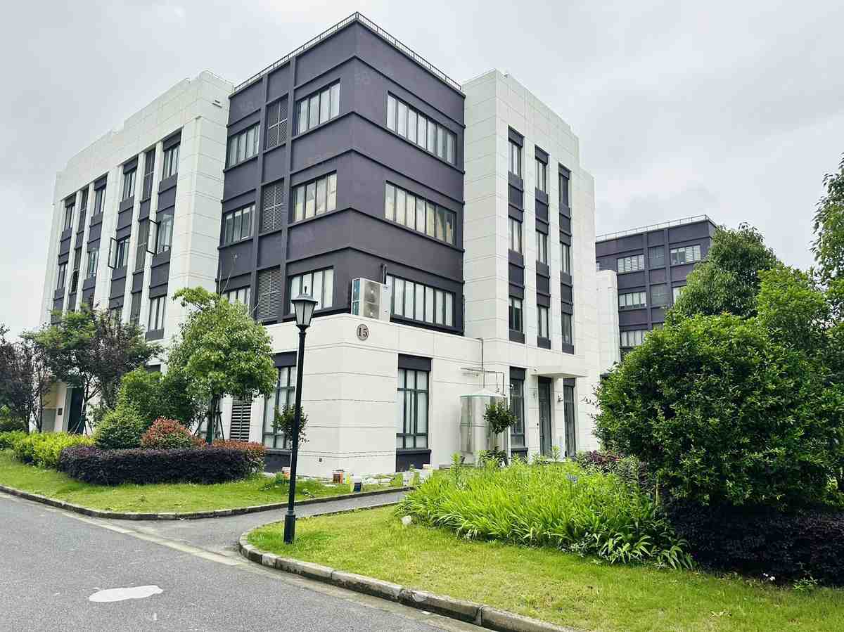 厂房实景