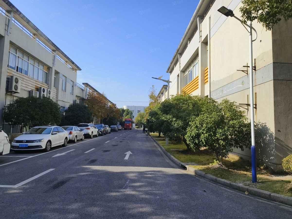厂房实景