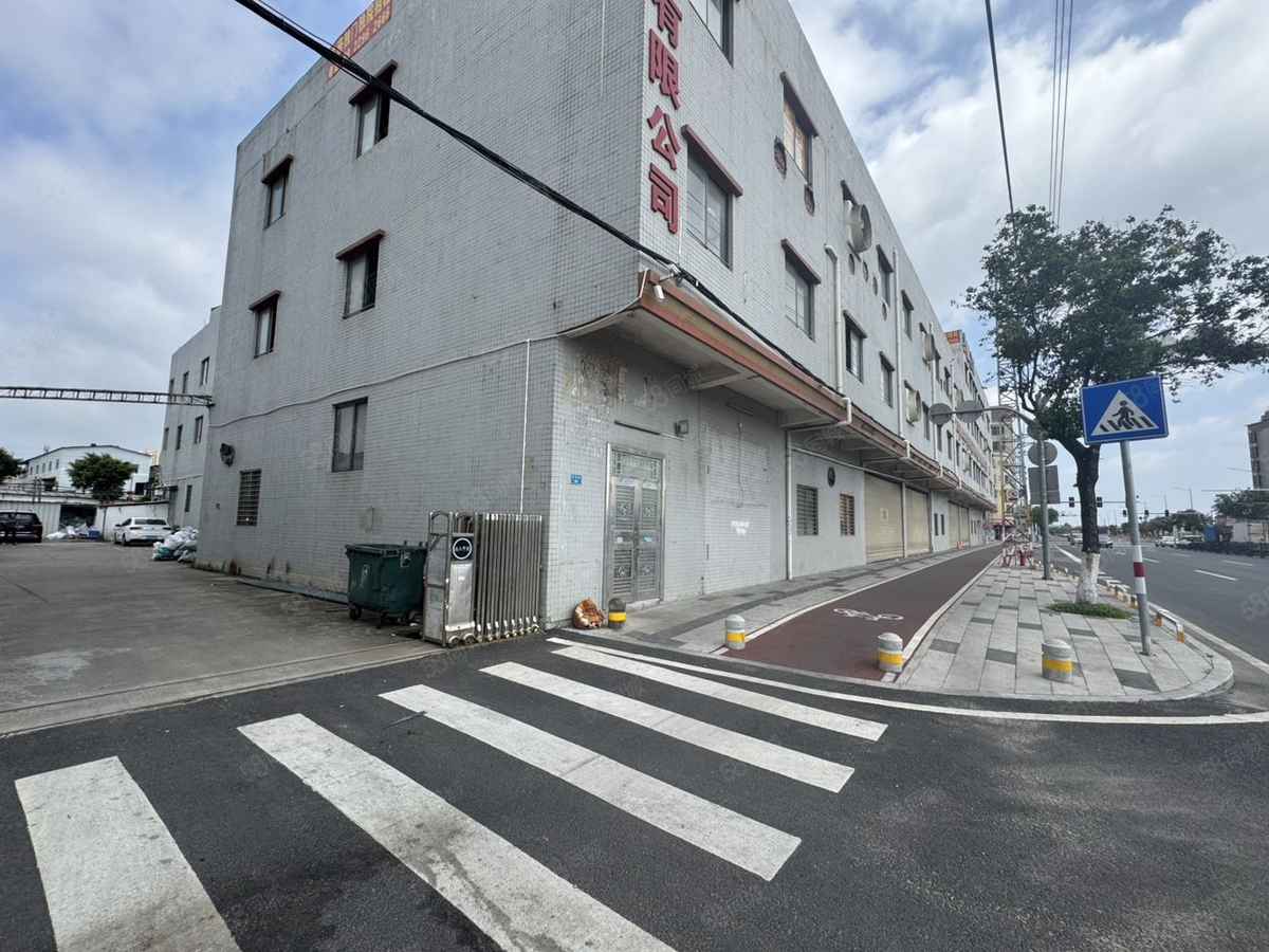 厂房实景