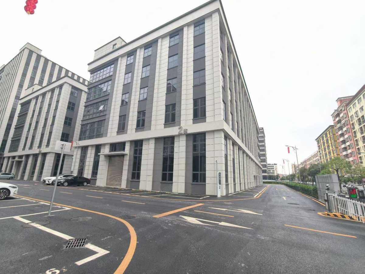 石碣镇科技园全新厂大小都有一个电话了解所有厂房出租资1100平独门独院单层出行便利