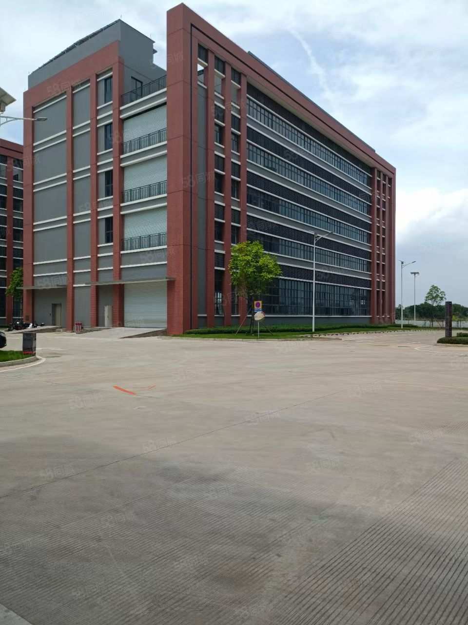 厂房实景