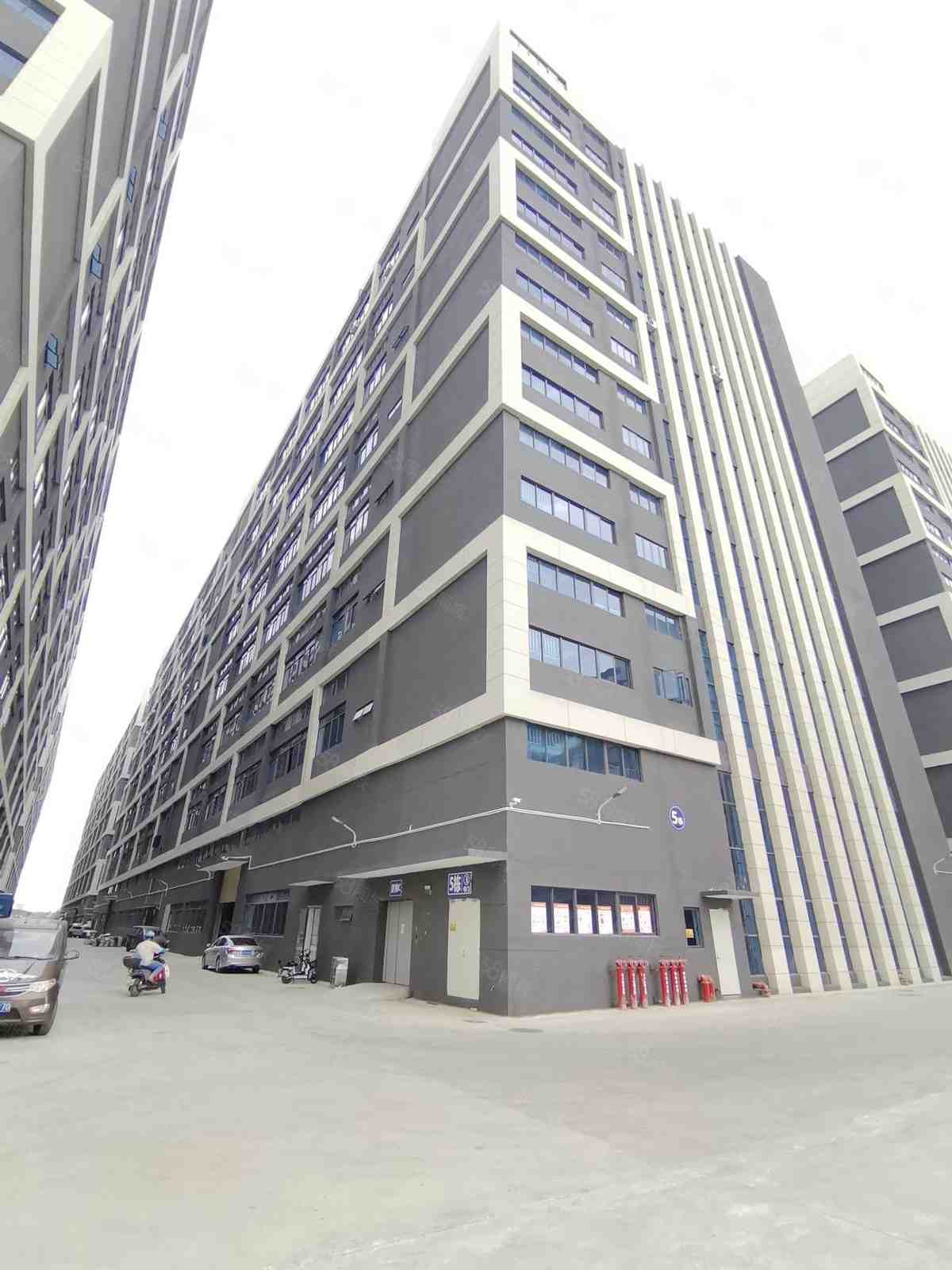 厂房实景