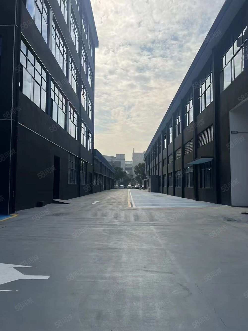 厂房实景