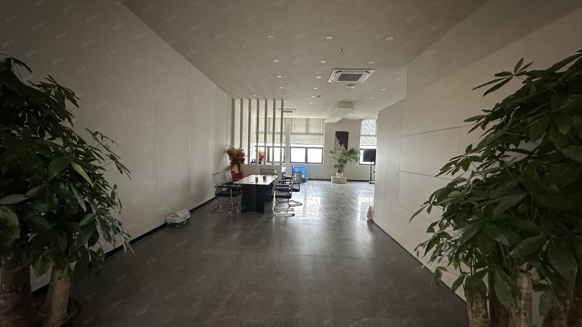厂房实景