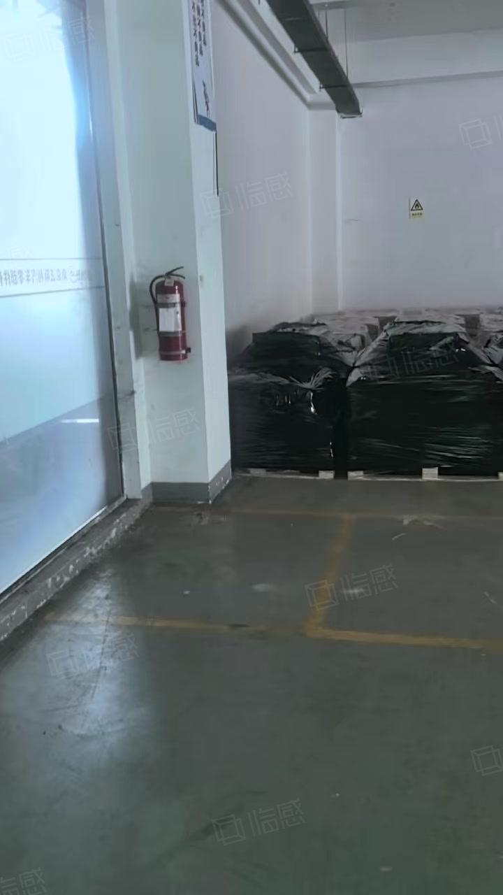 【推荐】南京厂房出租1100平独门独院标准厂房单层可架行车