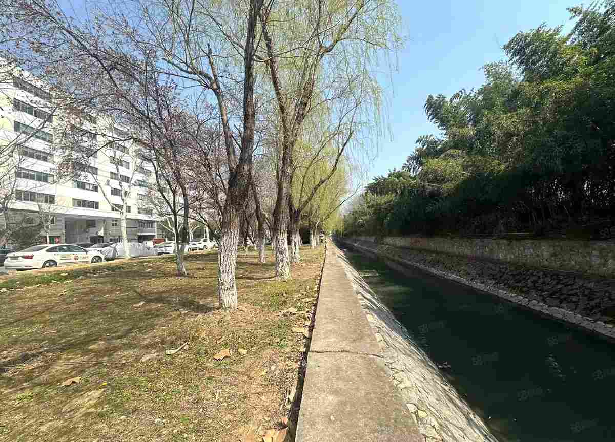 厂房实景