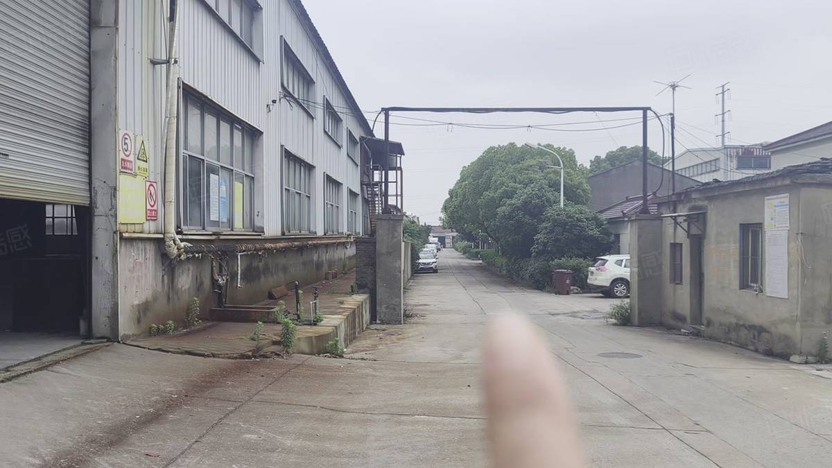 仓库出租 2000