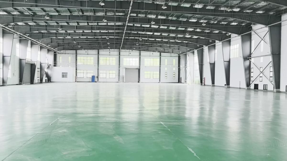 【优质】南京独门独院单层厂房出租高10米带喷淋环氧地坪4个大门配办公2800平可架行车场地大