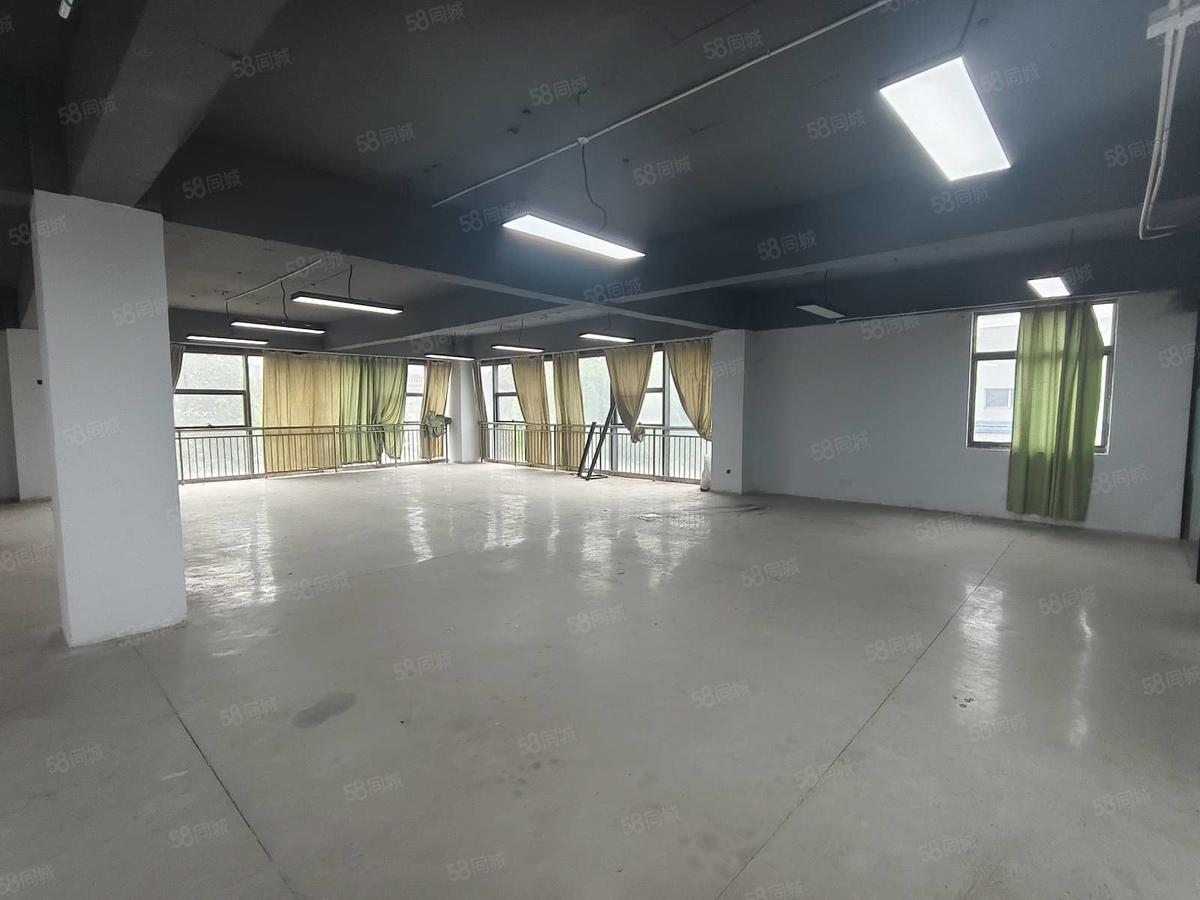 【推荐】南京房东直租江宁大学城东山厂房出租仓库固化地面办公隔断停车免费南京江宁淳化500平独门独院单