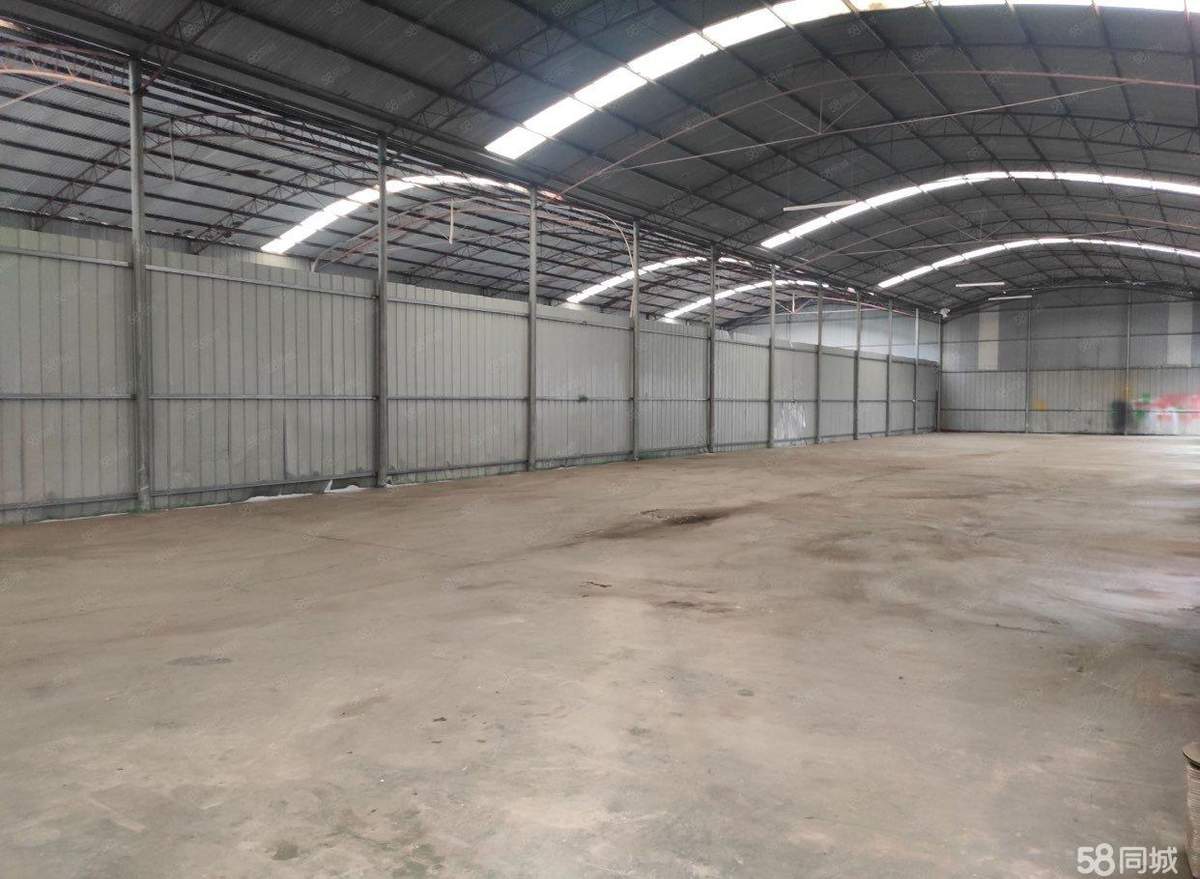 南京一栋分别为700m2，共两栋可分厂房出租单层可分租，一栋450m2