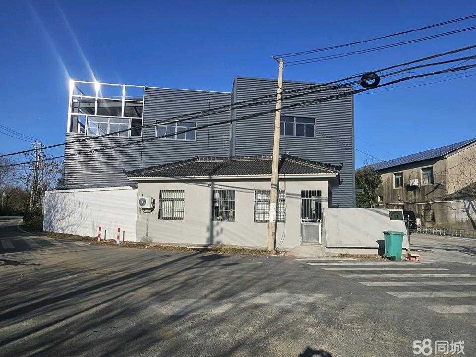 带行车南京江宁禄口厂房2200平单层可架行车通勤便利，南京个人钢结构厂房出租高度10米