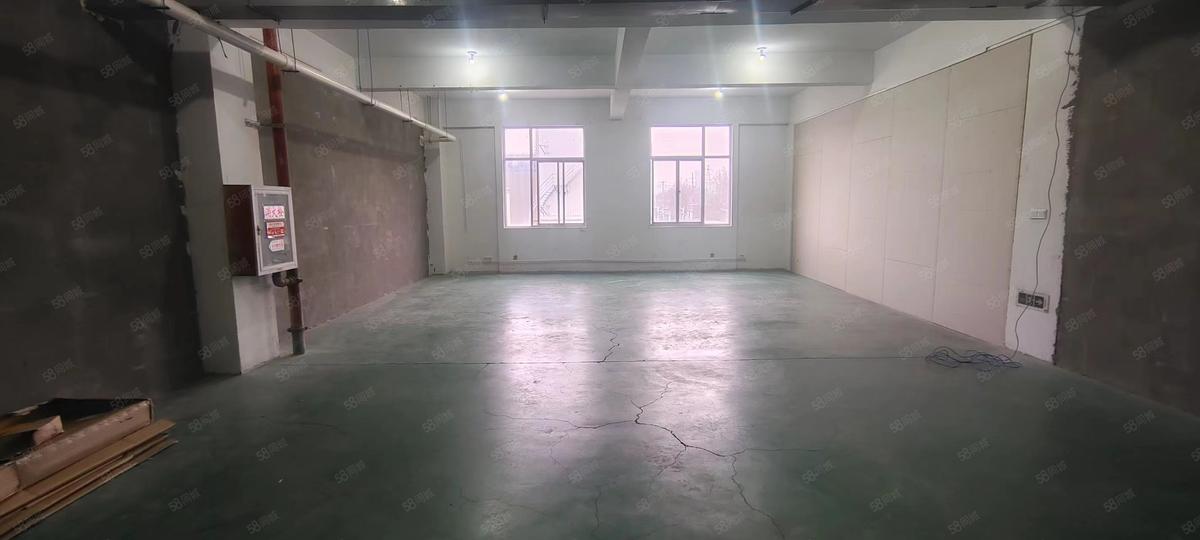厂房实景