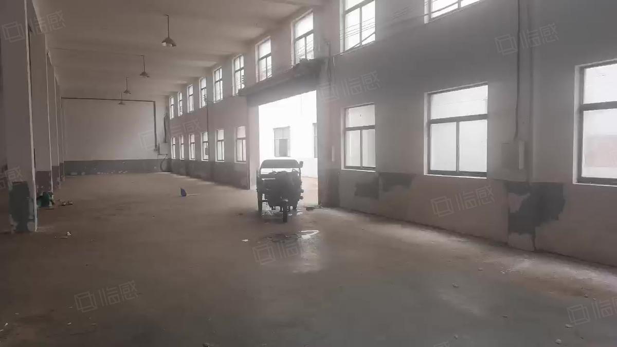 【优质】南京挑高6米单层厂房出租电力充足可进大车砖混框架结构可分租1800平独门独院可架行车