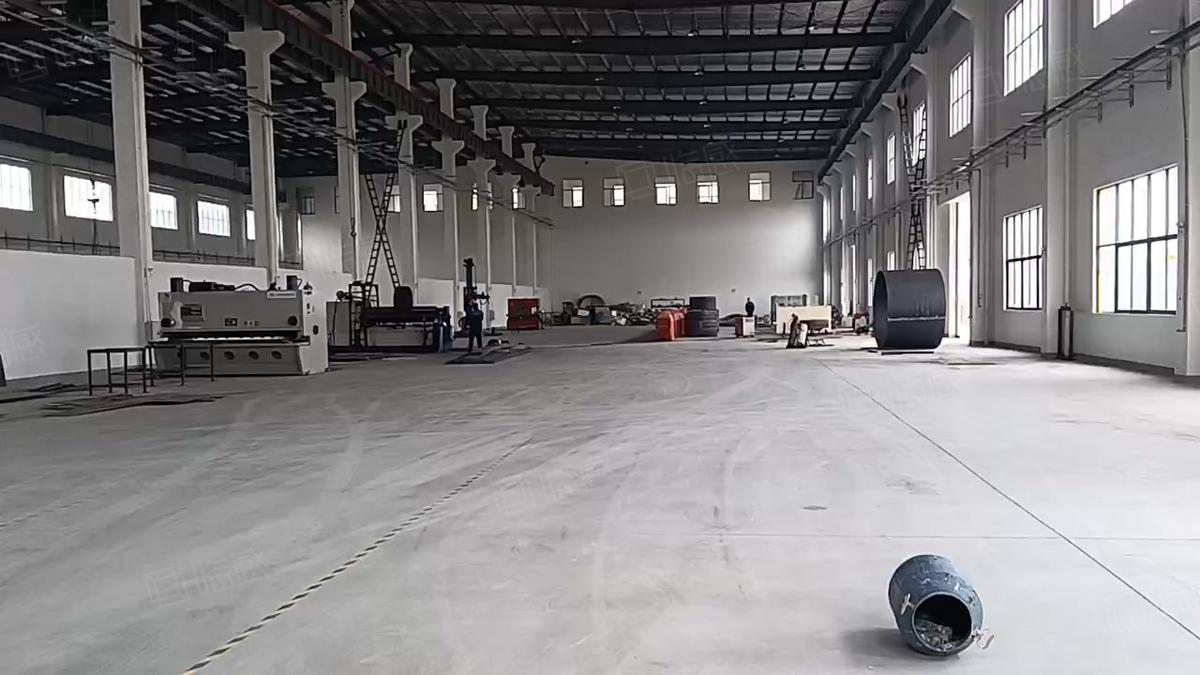 【优质】南通城北制造园丨800平丨高10米丨行车10吨南通启厂房出租单层场地大