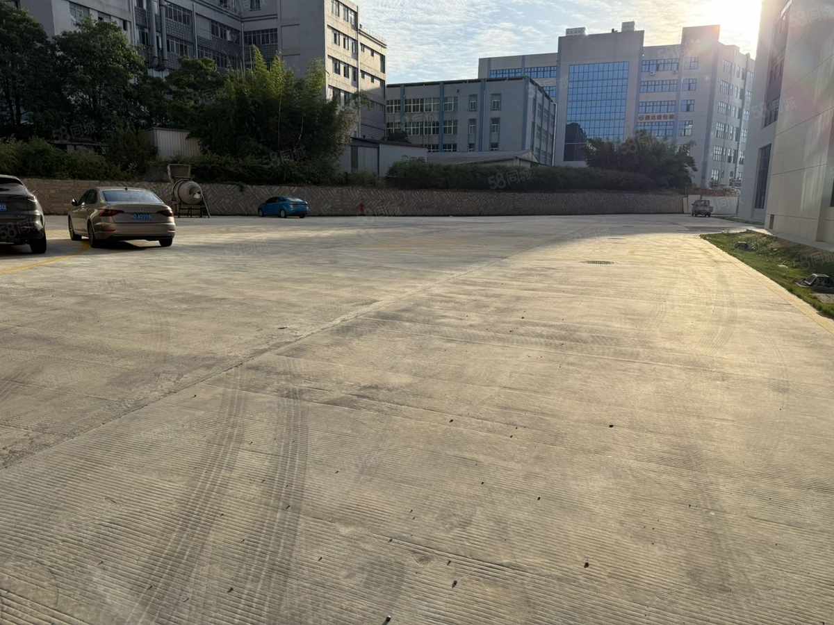 厂房实景