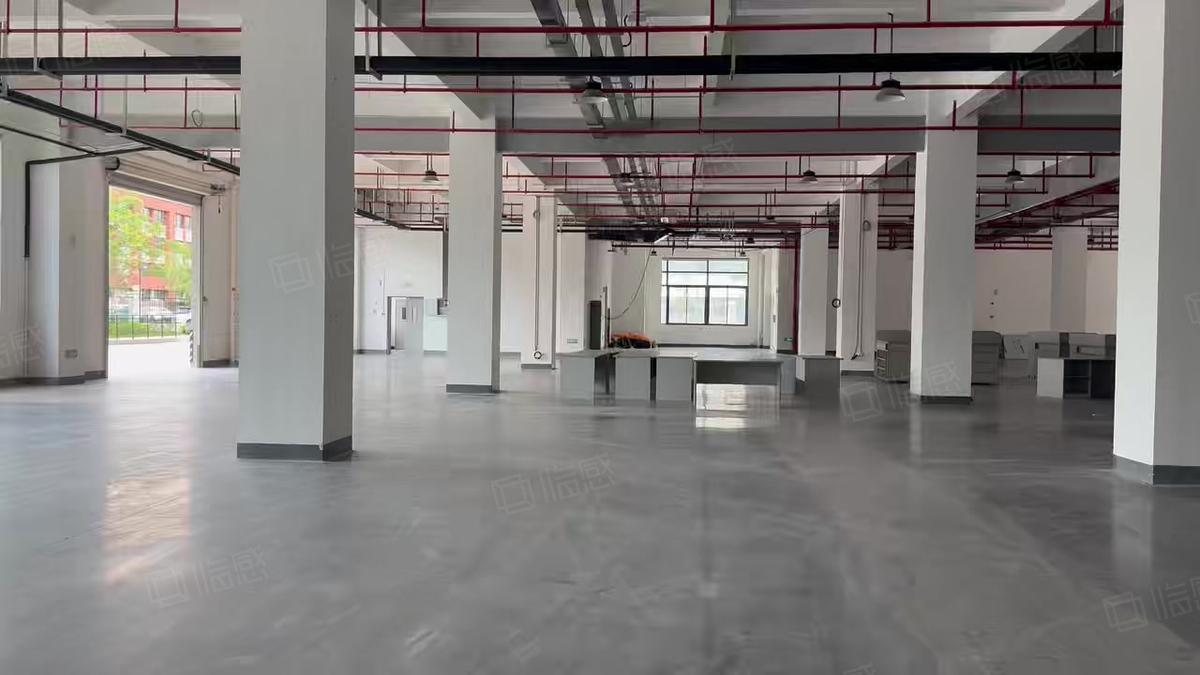 厦门西柯一楼900平方起分高度6米，招工便利厦厂房出租2890平标准厂房单层，全新开发区