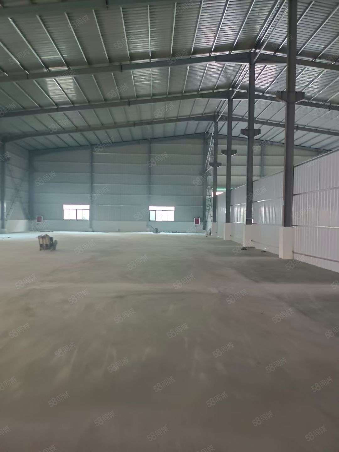 【优质】厦门同安国道边独门独院1200平钢结构厂房出租一平15元！厦门同安标准厂房单层