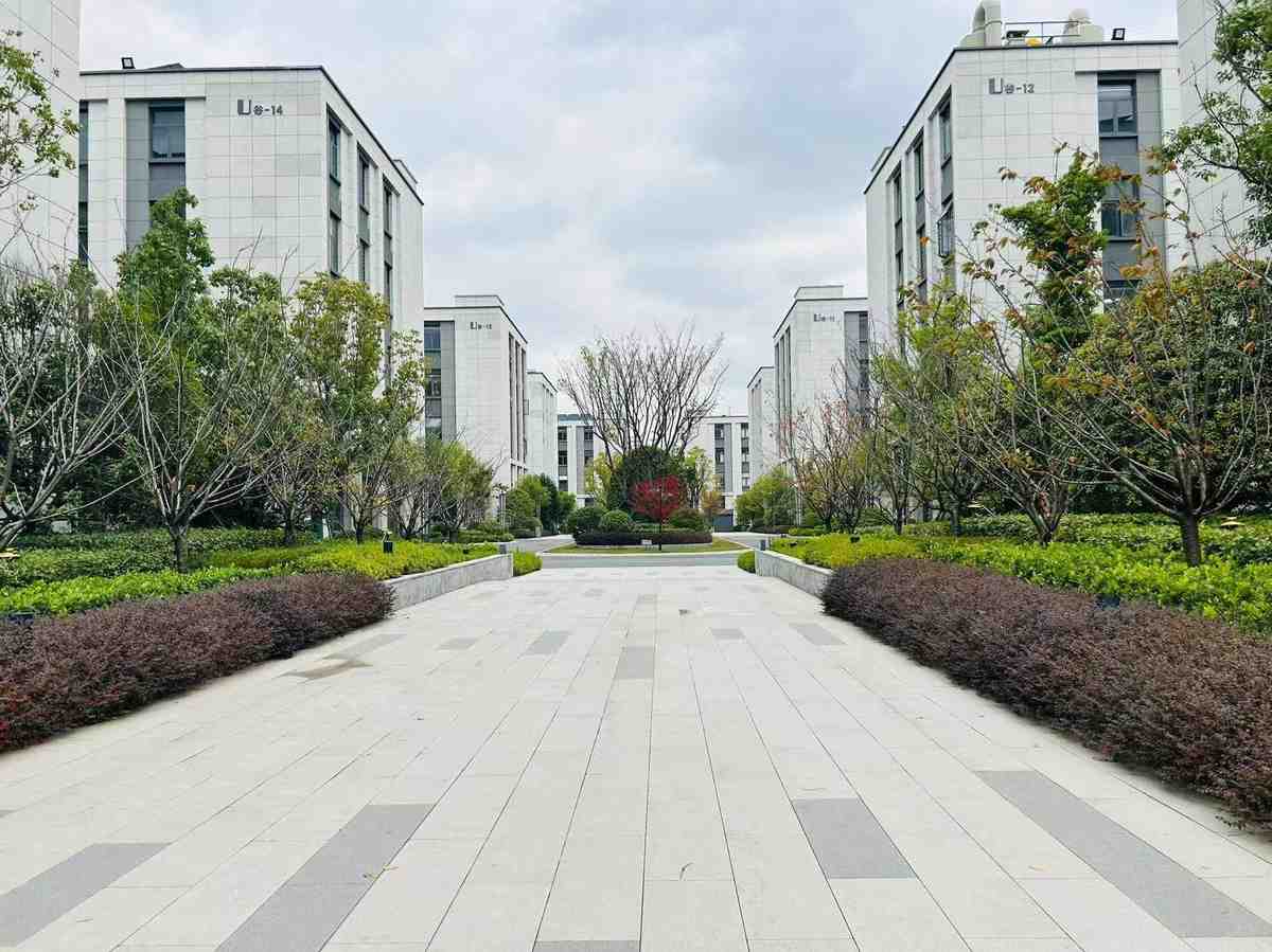厂房实景