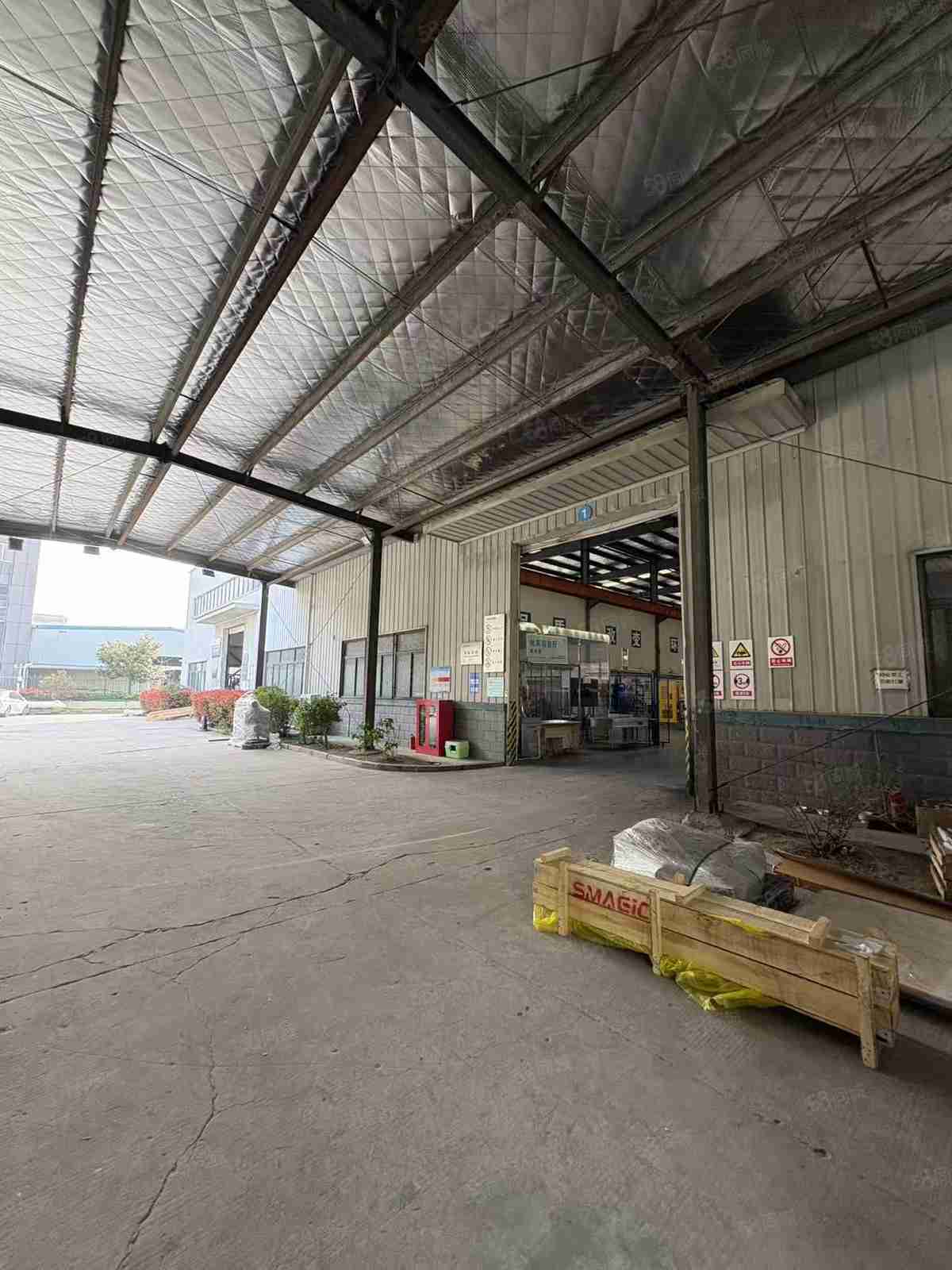 厂房实景