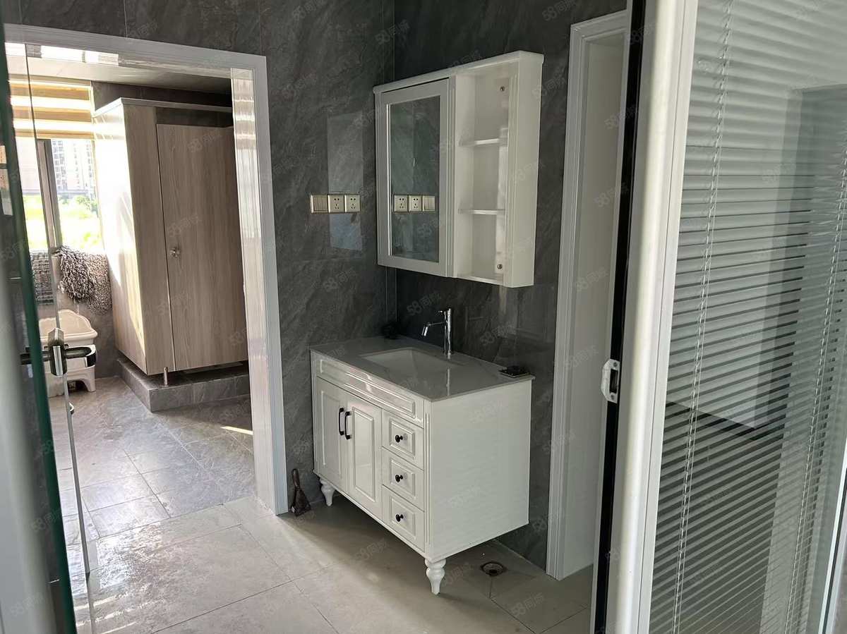 厂房实景