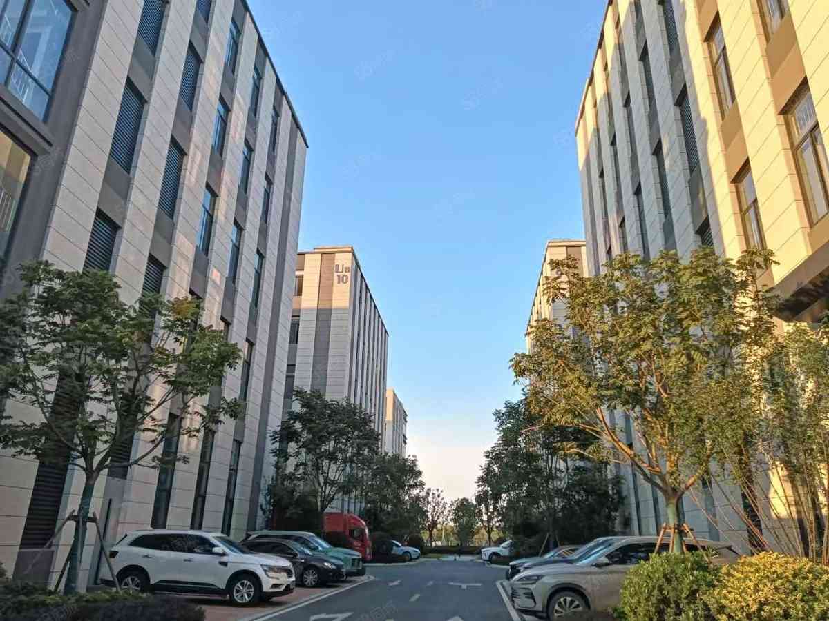 厂房实景