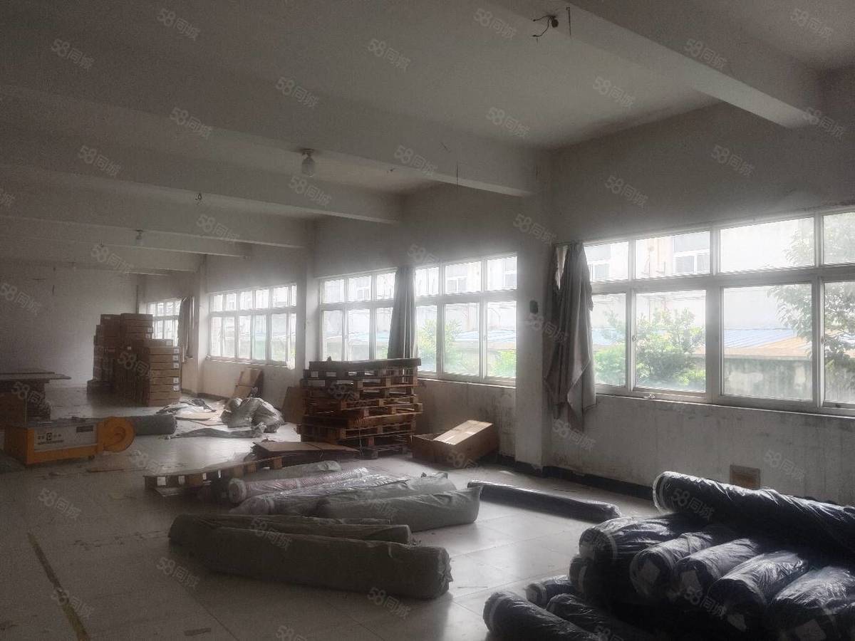 厂房实景