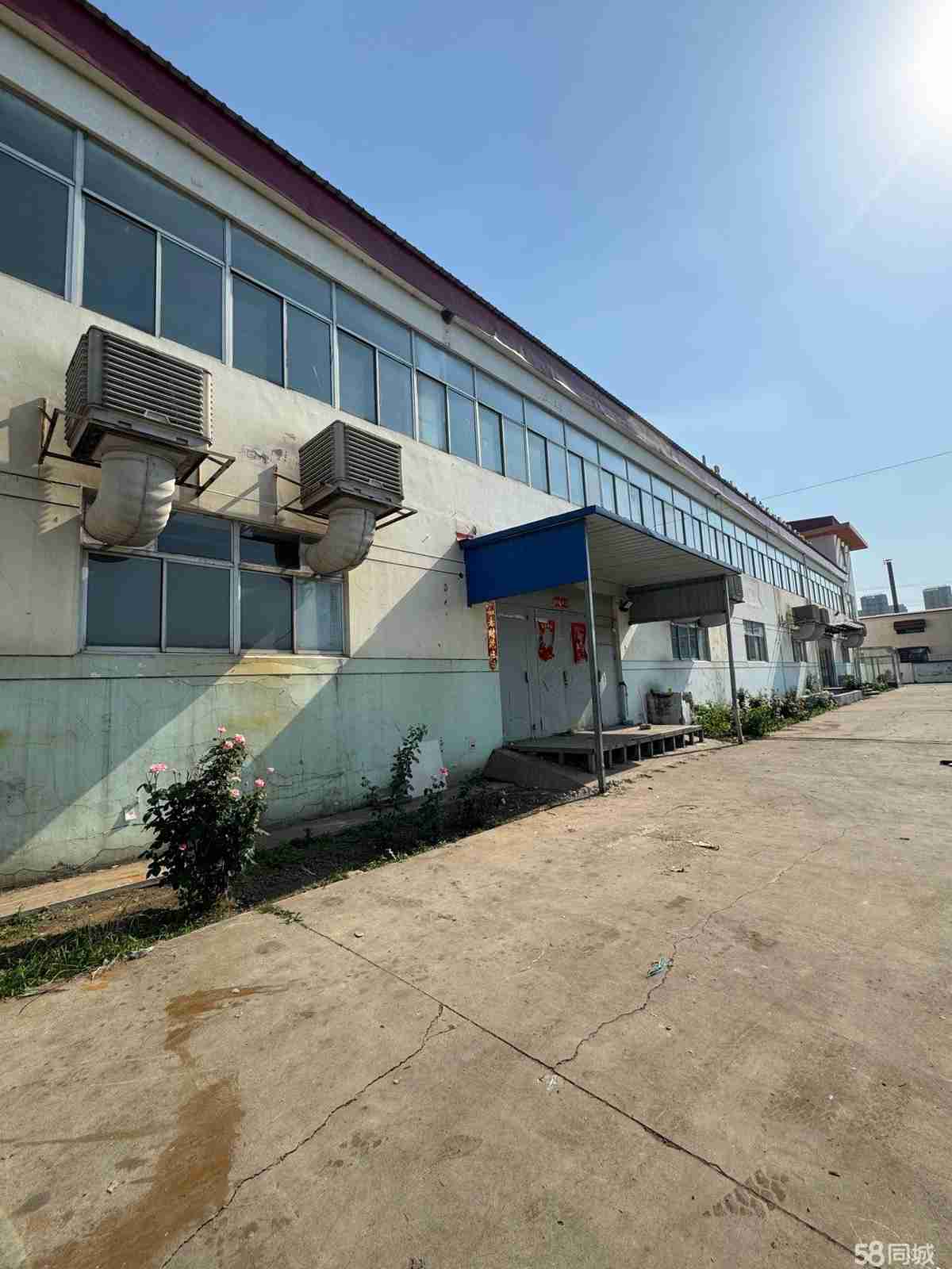 设施齐全。津3300平厂房出租多层，天津津南开发区厂房紧邻外环通勤便利