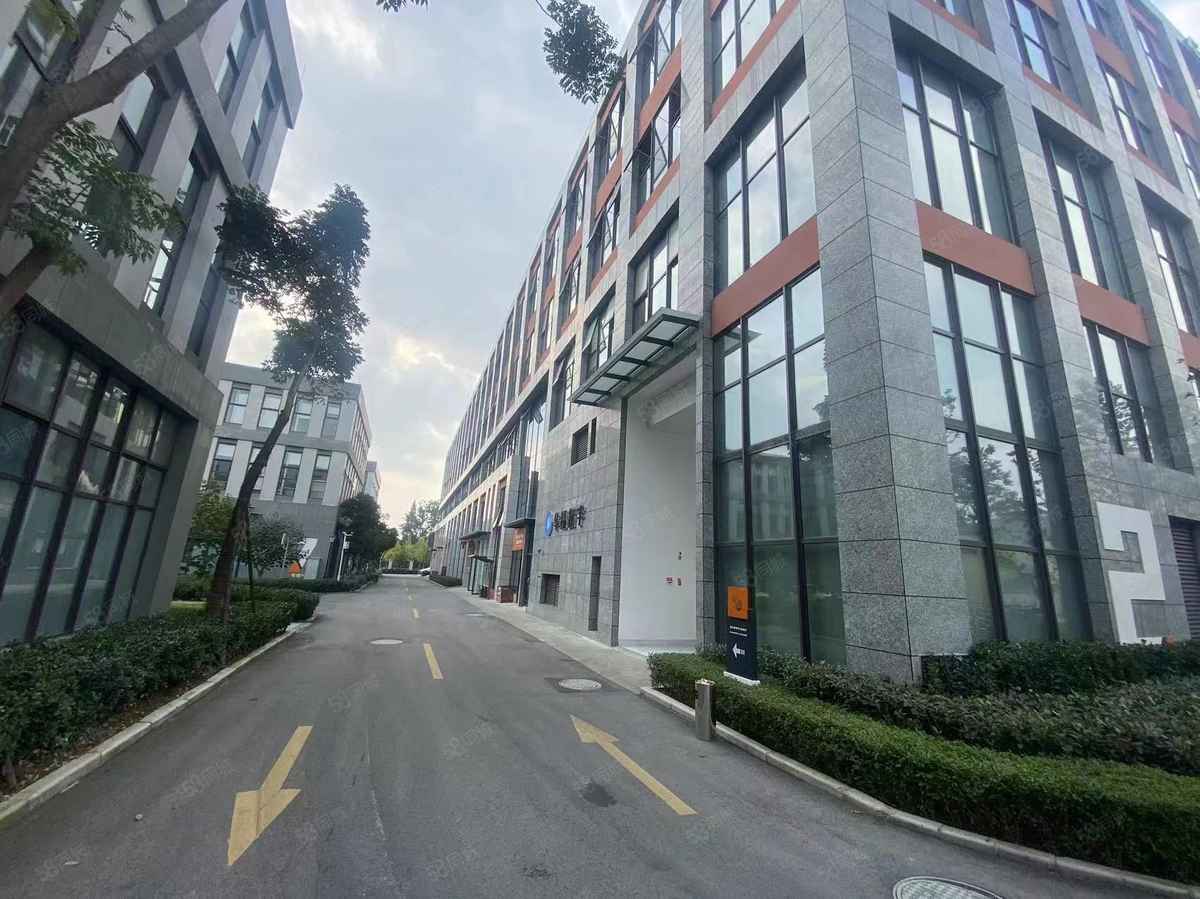 厂房实景
