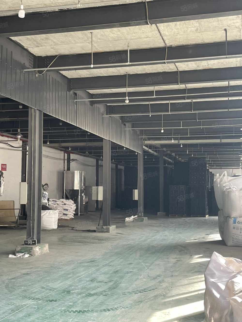 厂房实景