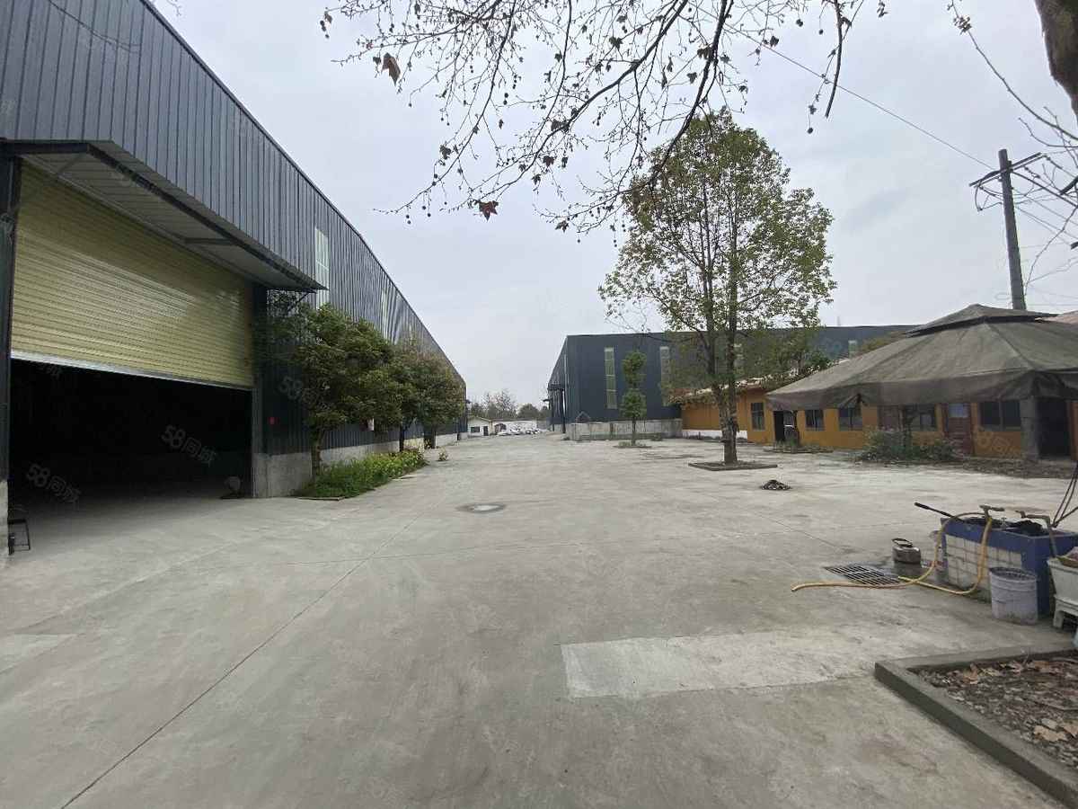 有专变进出拖挂8000平厂房出租独门独院单层，【优质】成都都江堰崇义独院7000平厂房