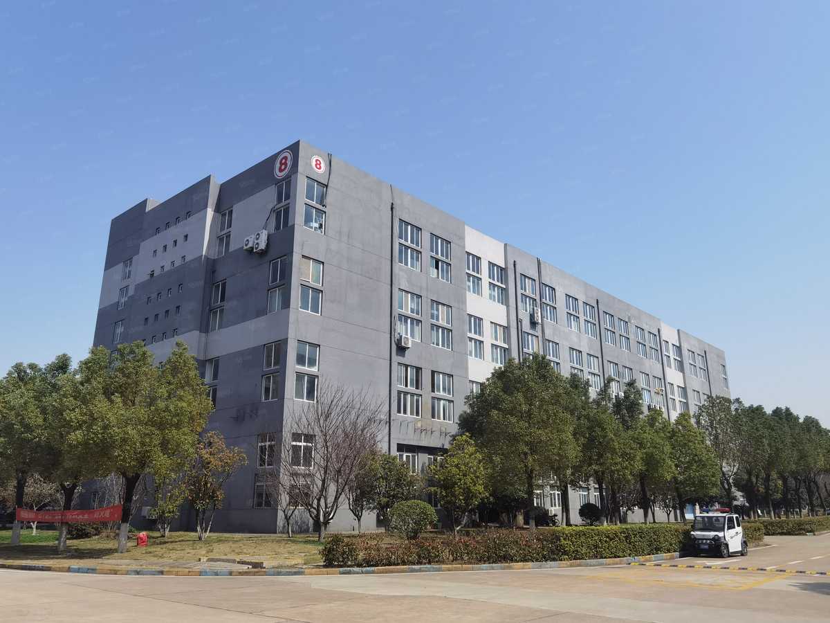 武汉为您提供中心中心城区  三环边花园式厂房  240平米1000平厂房出租单层轨交