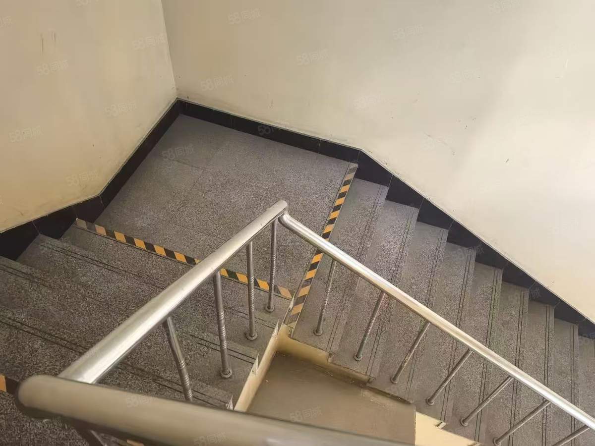 厂房实景