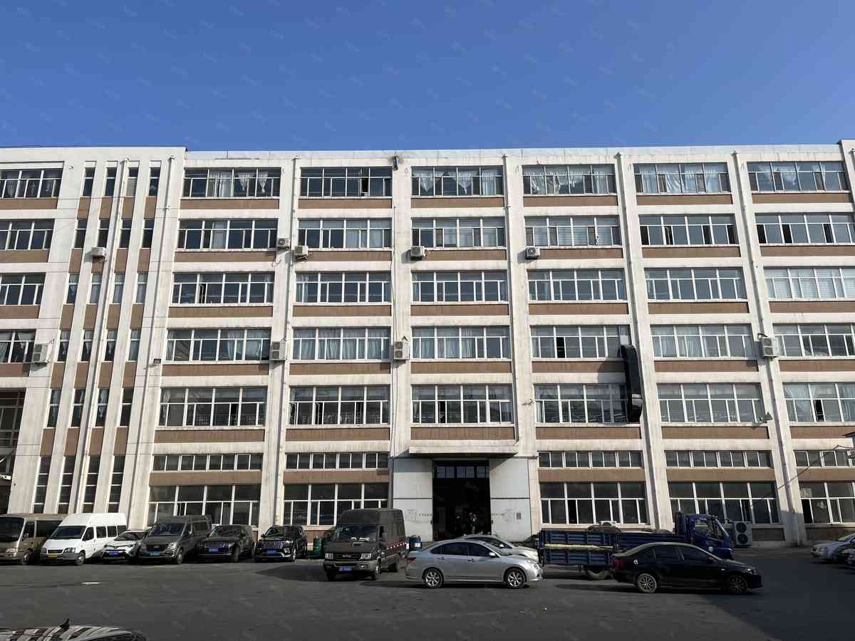 【优质】大连甲方直租 金州区站前欣宝食品厂房 欢迎电话咨76平厂房出租多层出行便利