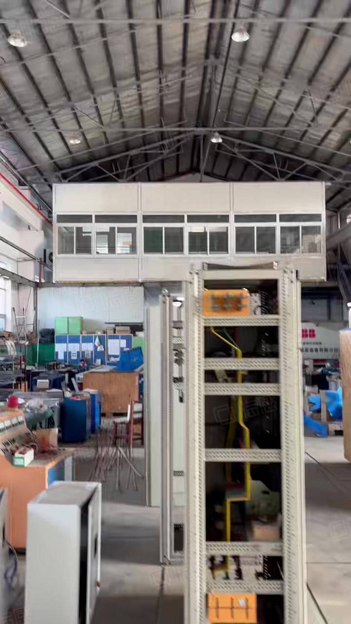【优质】大连营城子沙岗子重工厂房1200平，高厂房出租单层，吊车5吨