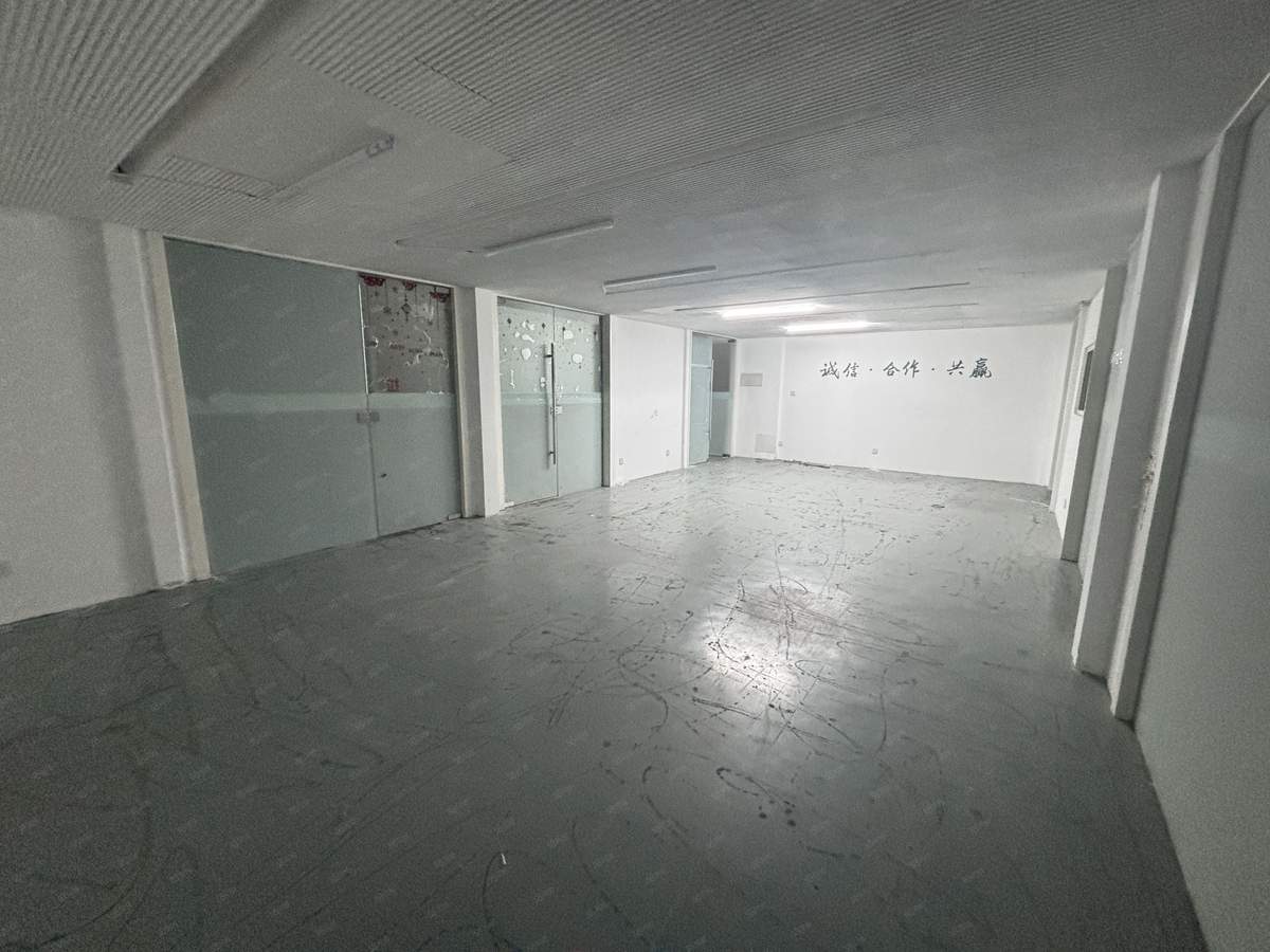 厂房实景
