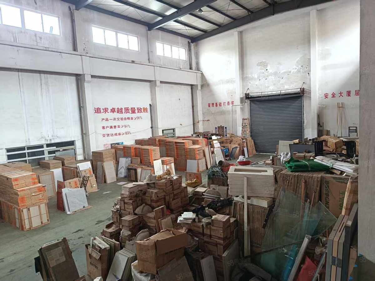 常州天宁雕庄一楼700平，仓库优先天宁厂房出租单层，大车方便