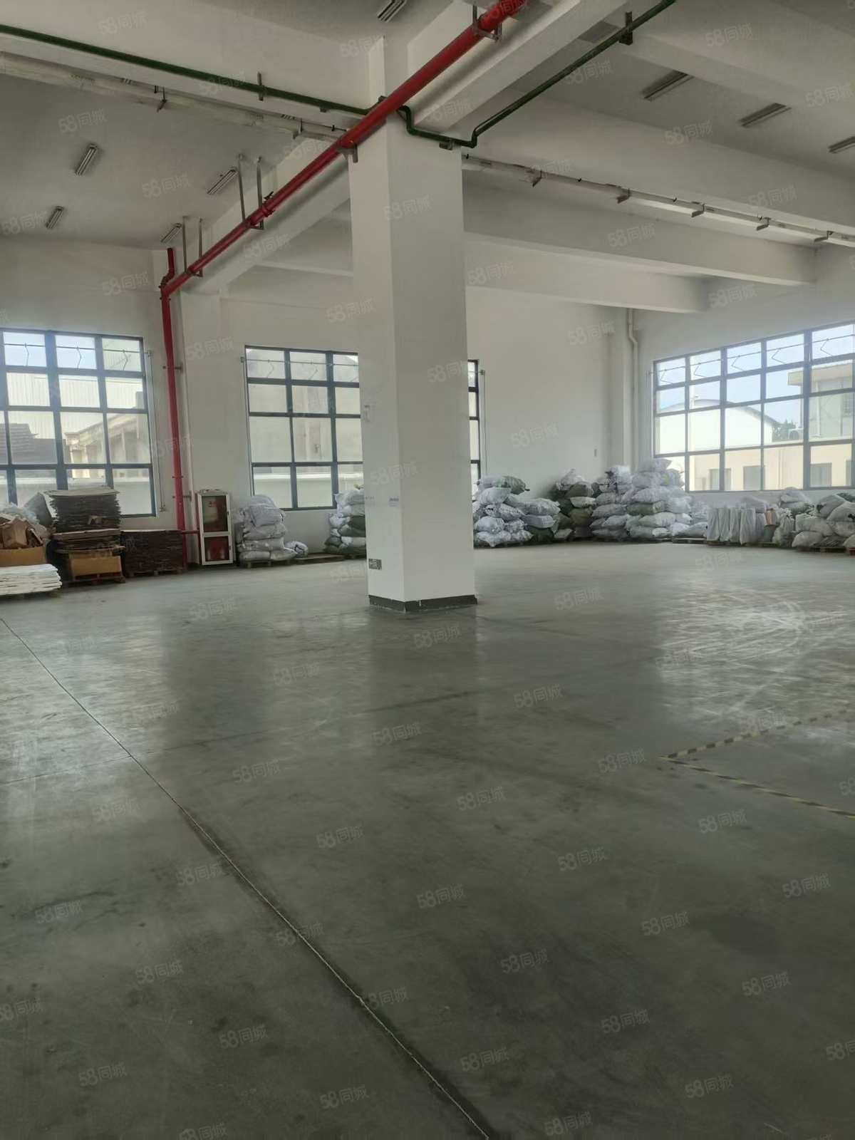 厂房实景