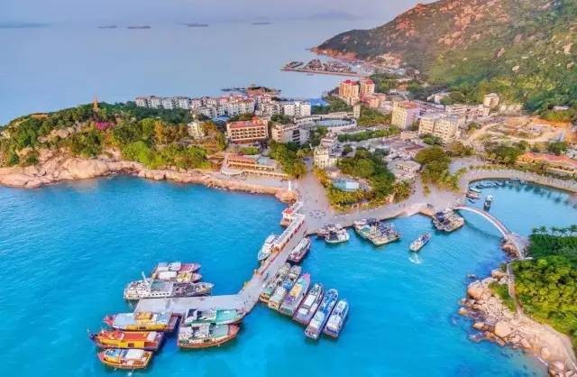 外伶仃岛石景公园奇石海岸