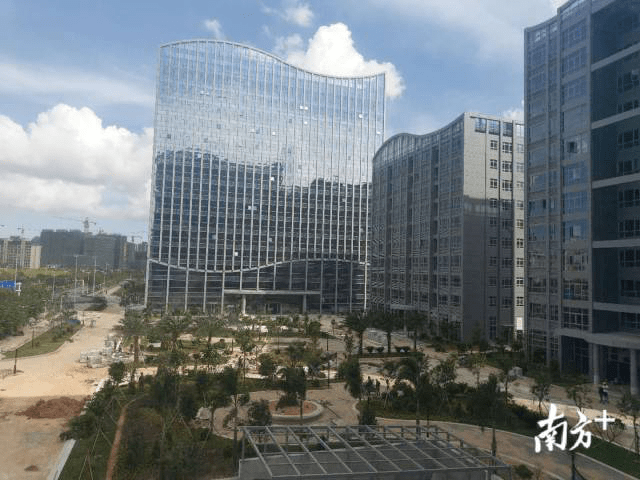 珠海地理信息产业孵化基地园区环境