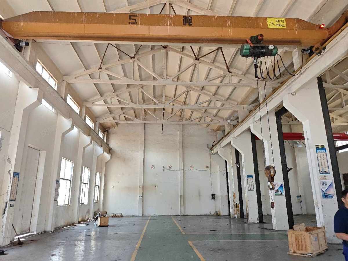 【推荐】胡埭 独栋700平车间 配有行车 独立办公厂房出租单层